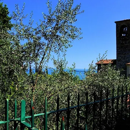 In Bb - Bb La Piccola Gardenia - Ground Floor Konukevi Gardone Riviera
